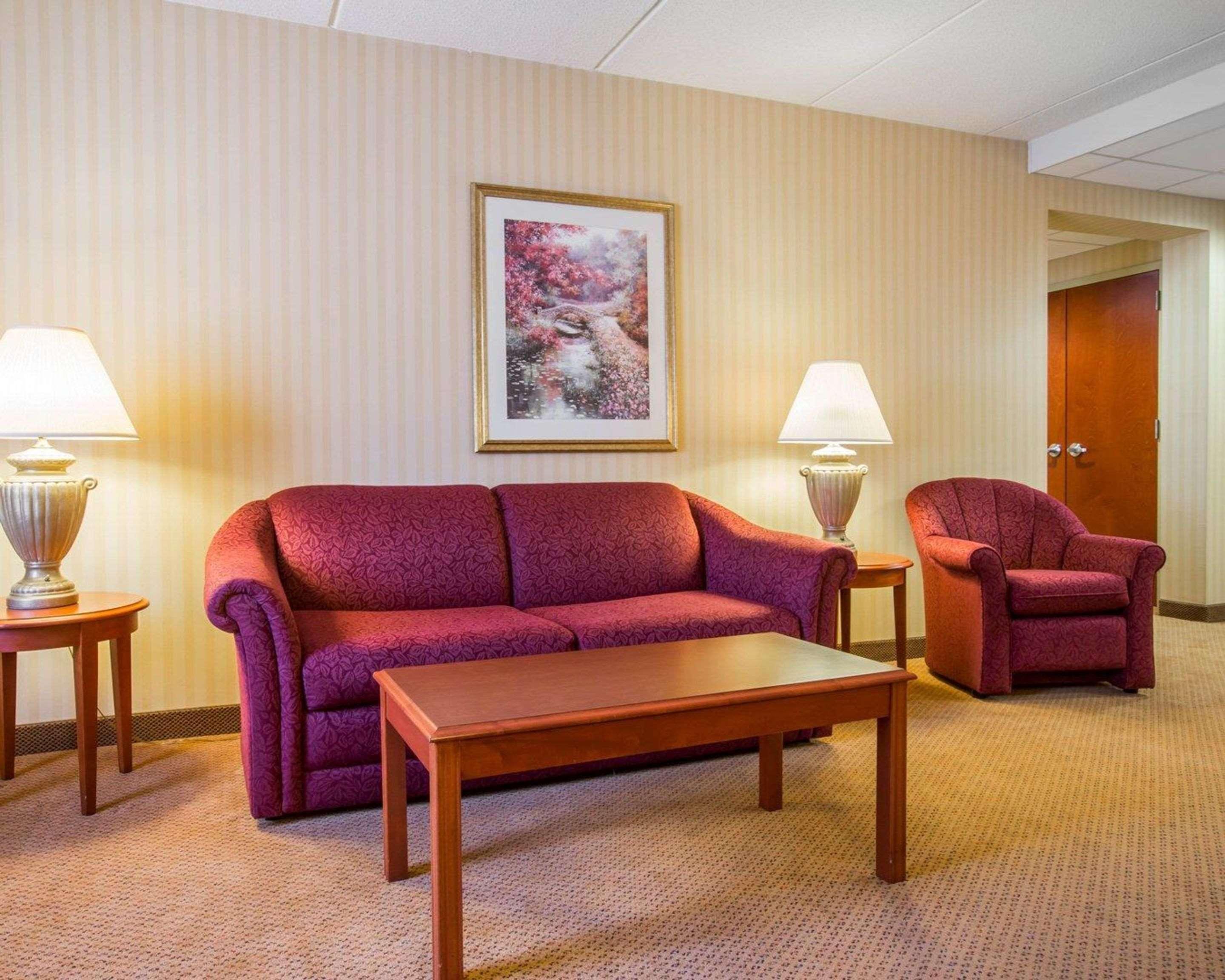 Holiday Inn Express & Suites Hawthorne - Elmsford North By Ihg Экстерьер фото