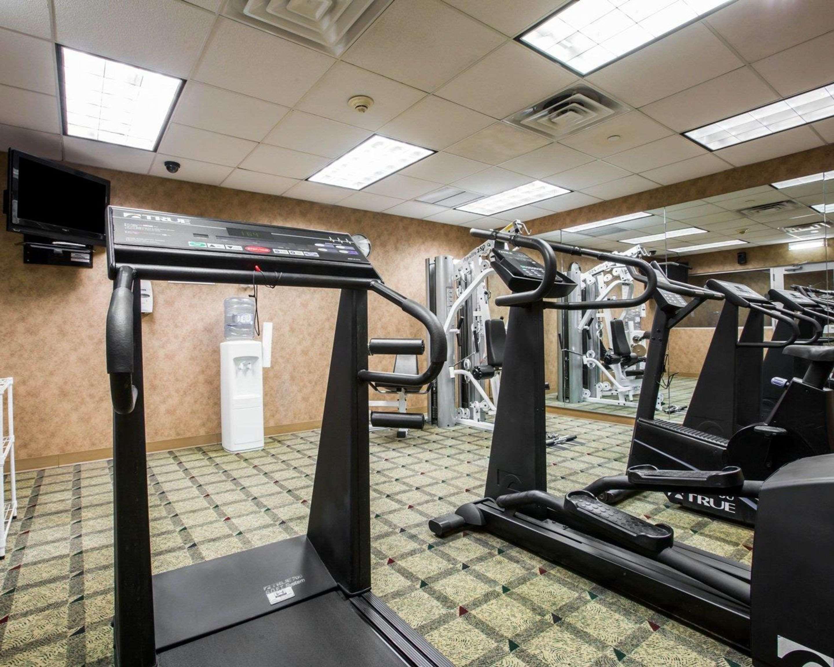 Holiday Inn Express & Suites Hawthorne - Elmsford North By Ihg Экстерьер фото