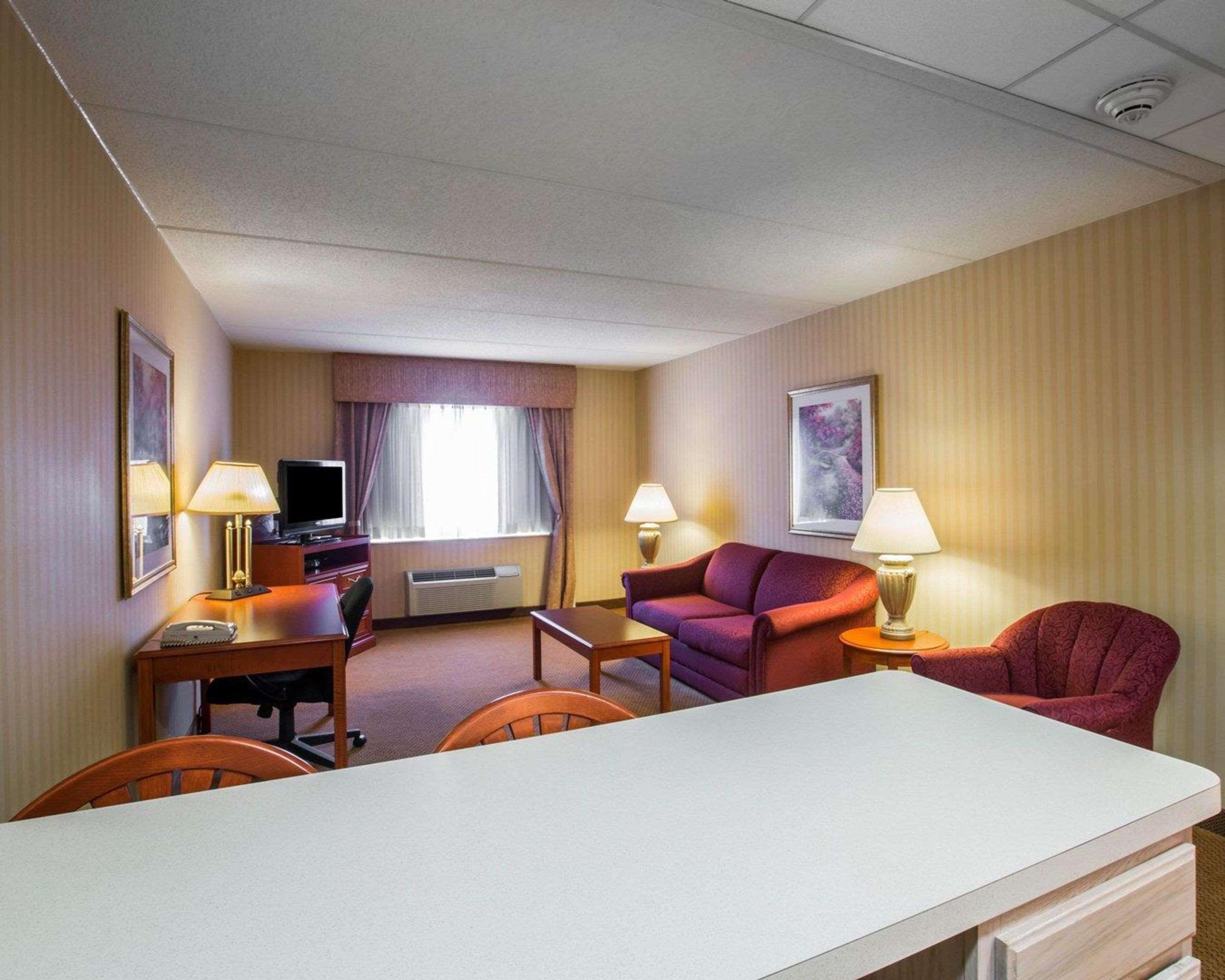 Holiday Inn Express & Suites Hawthorne - Elmsford North By Ihg Экстерьер фото