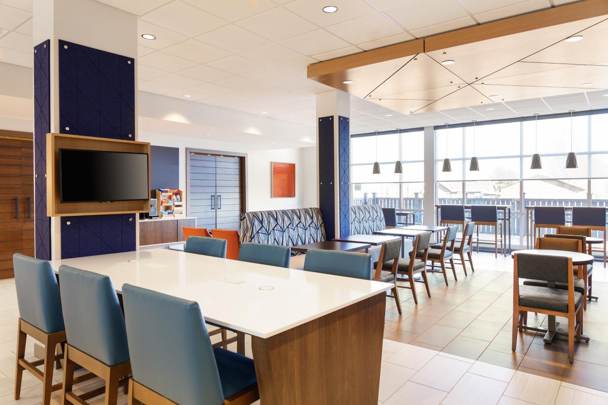 Holiday Inn Express & Suites Hawthorne - Elmsford North By Ihg Экстерьер фото